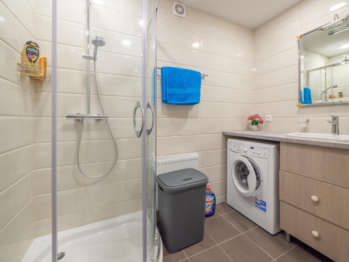 New!!!Townhouse Three Floors!!! Appartement Jūrkalne Buitenkant foto